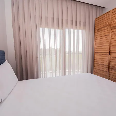 Lara Breeze Kundu Kanyon * Antalya