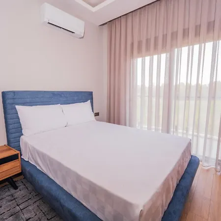 Lara Breeze Kundu Kanyon Apartment *